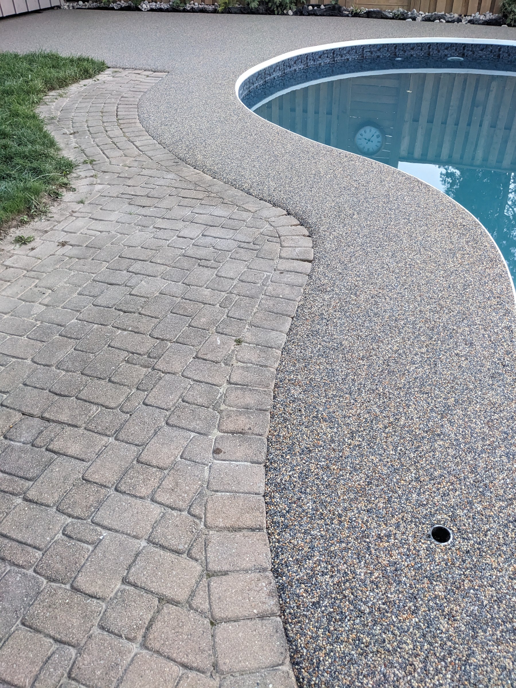 Vuba Stone inspiration Pool Decks Residential